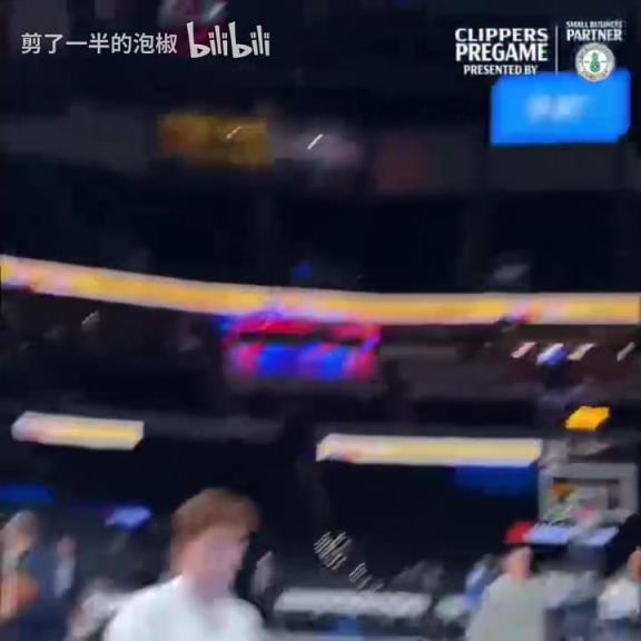 寶藏球員！你覺得小瓊斯能延續(xù)去年季后賽的亮眼表現(xiàn)嗎？